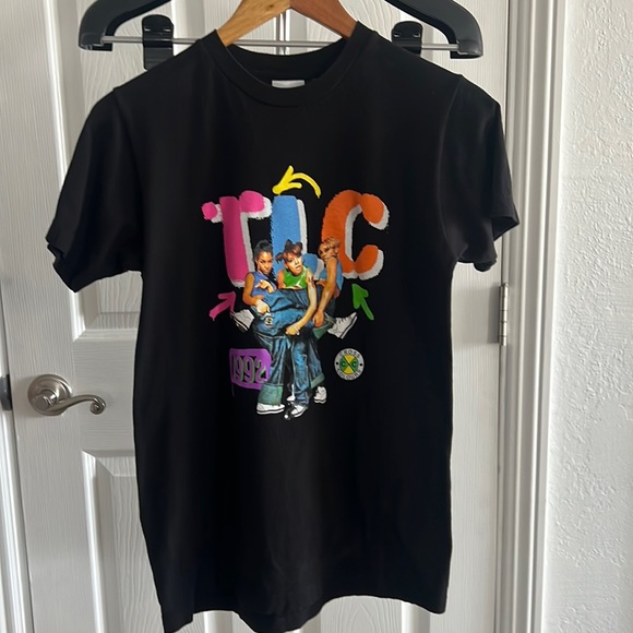 Cross Colours Tops Vintage Tlc Cross Colours Tshirt Size S Poshmark